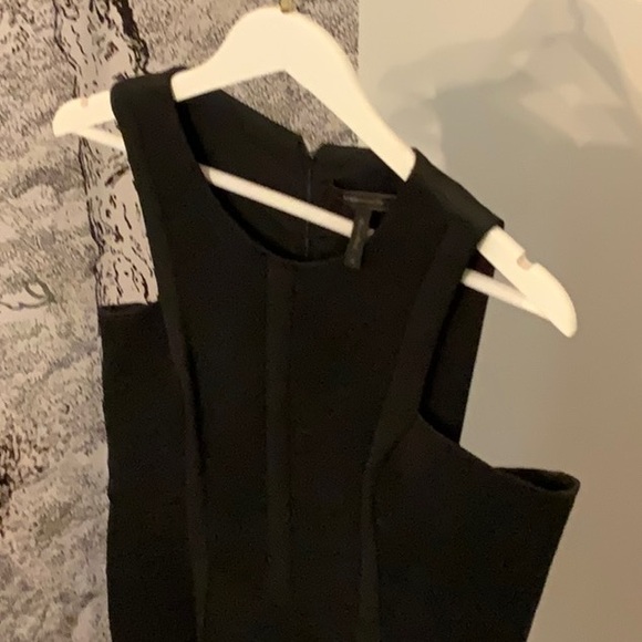 BCBG Maxazria Black Sleeveless Quilted Mini Dress sz 12 - Picture 6 of 7